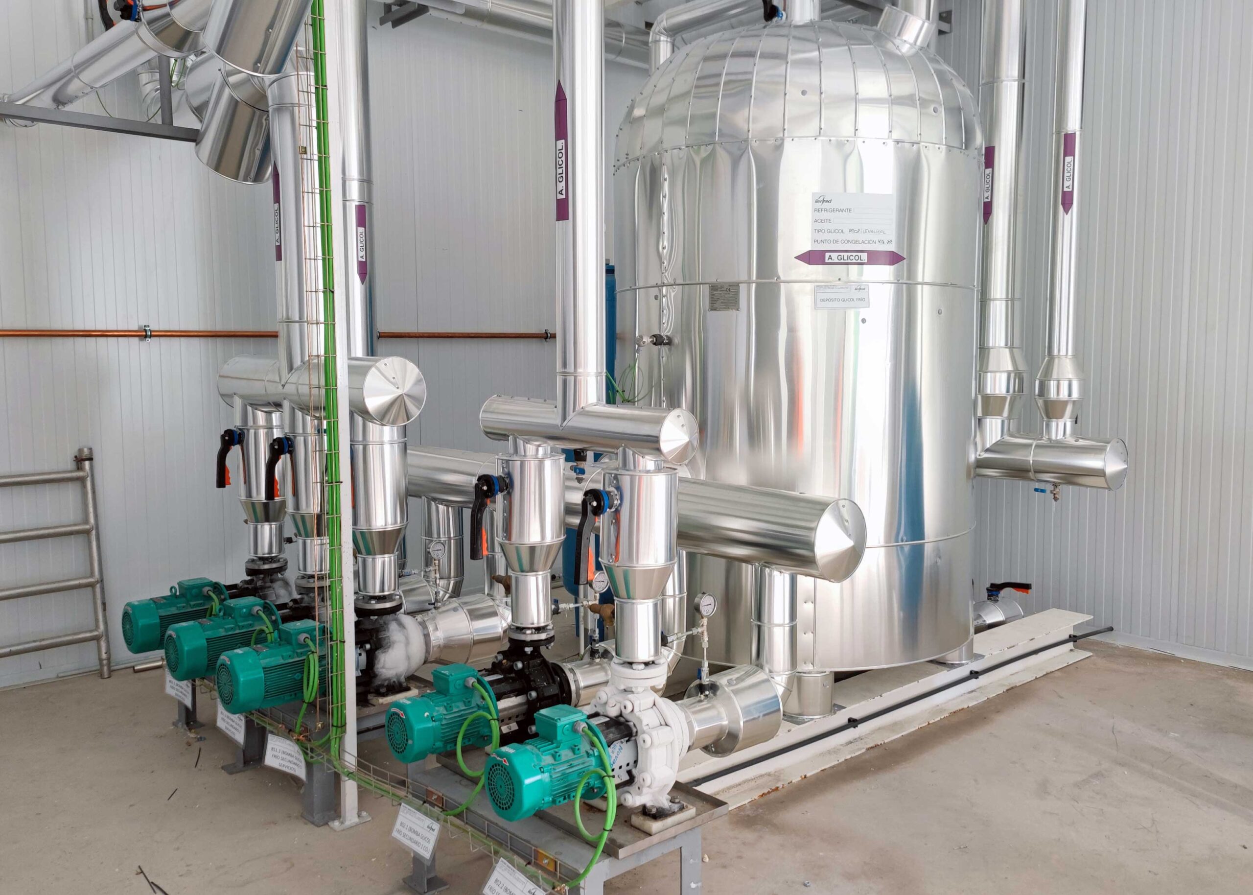 frio-industrial-agua-glicolada-salas-climatizadas-camaras-de-congelacion
