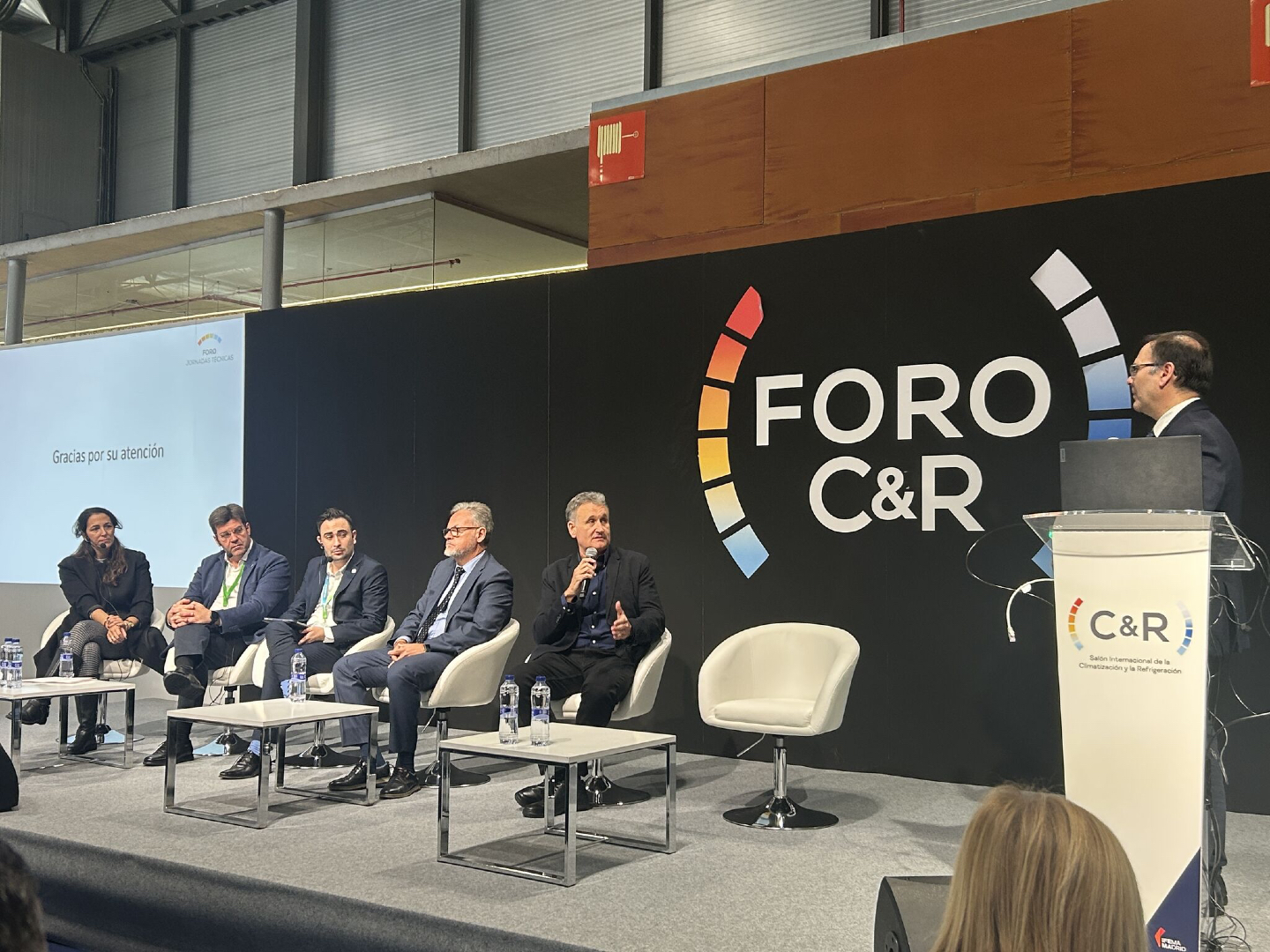 Mesa redonda de AEFYT sobre refrigerantes de bajo PCA con participación de Ilerfred